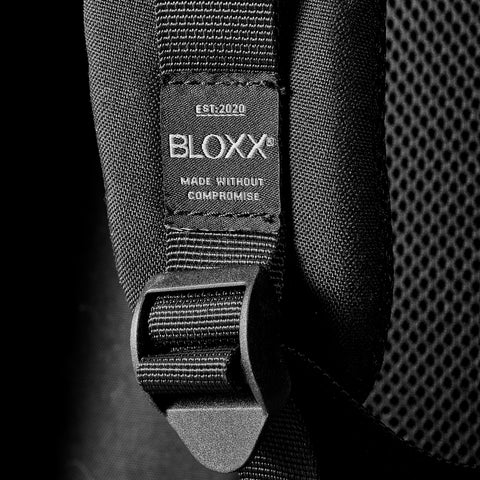 BLOXX BACKPACK (BLACK/SILVER)
