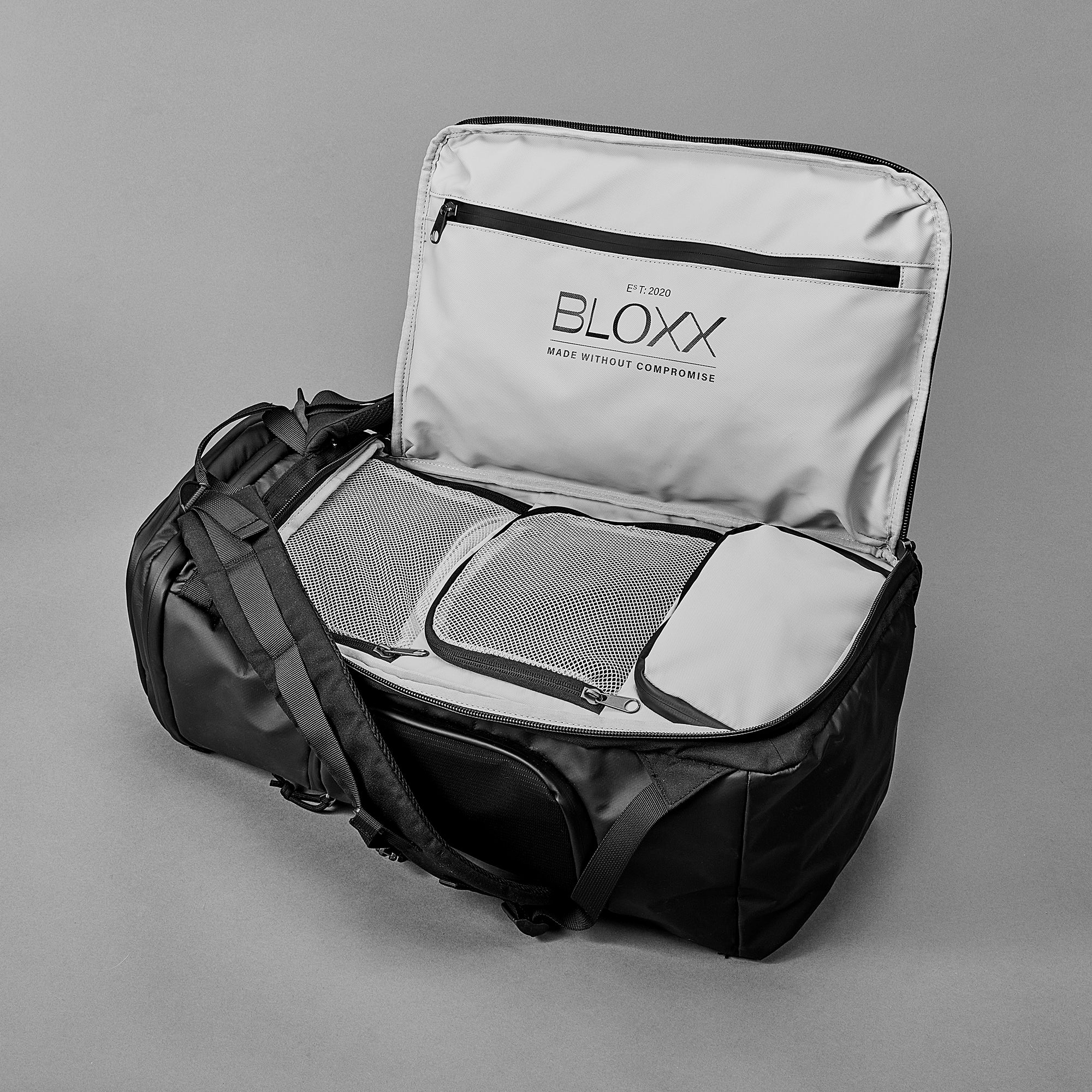 バッグ BACKPACK/BLACK x Silver BLOXX BACKPACK (BLACK/SILVER) – bloxxbag