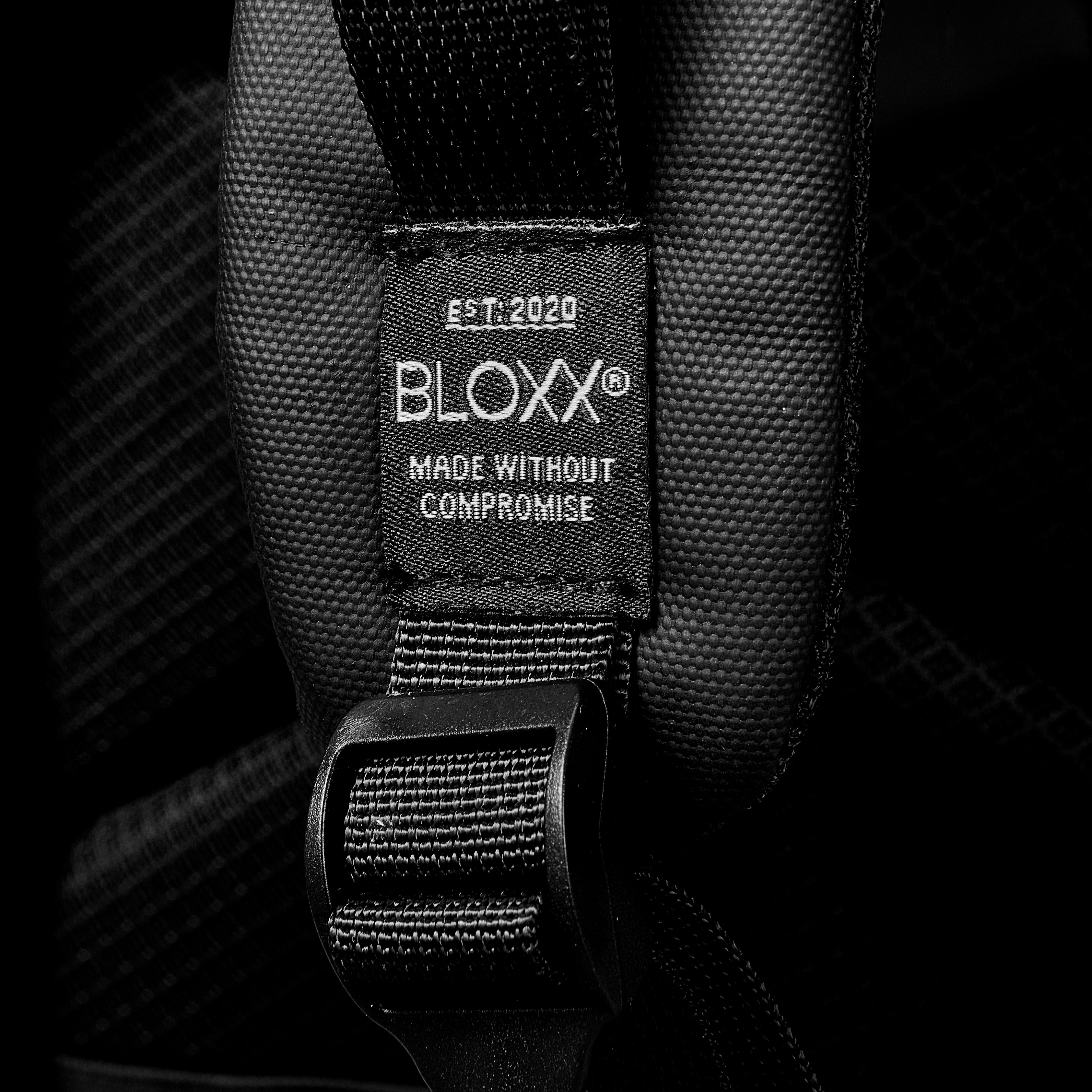 BLOXX SMALL BACKPACK (BLACK/SILVER) – bloxxbag